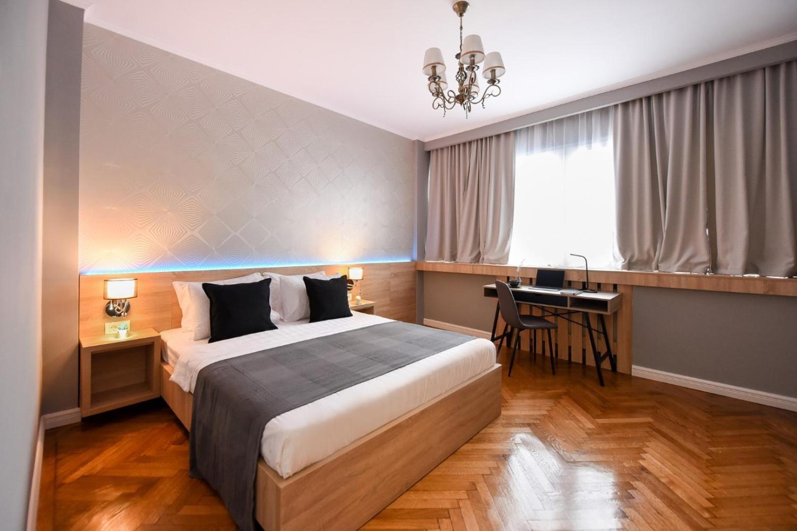 City Center Getaway - Cozy Accommodation For Your Perfect Stay Бухарест Номер фото