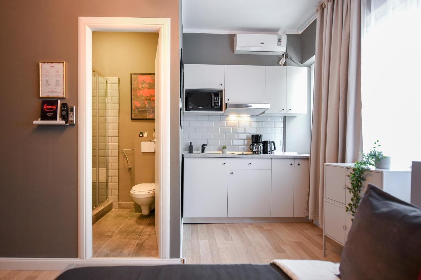 City Center Getaway - Cozy Accommodation For Your Perfect Stay Бухарест Номер фото